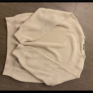 Brandy Melville sweater